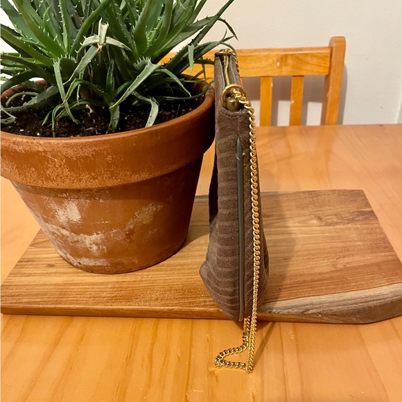 Vintage Coblentz brown suede bag with gold chain - Picture 3 of 7